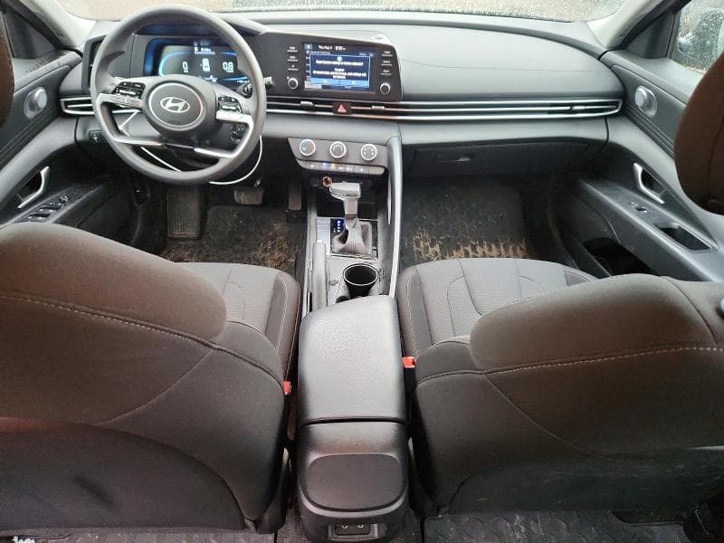 2024 HYUNDAI ELANTRA SEL 8