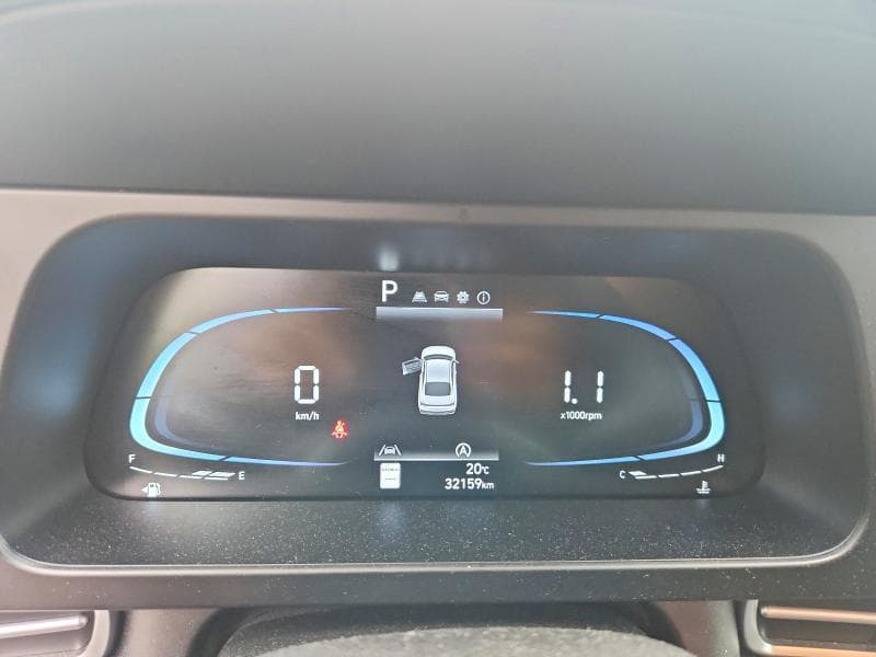 2024 HYUNDAI ELANTRA SEL 9