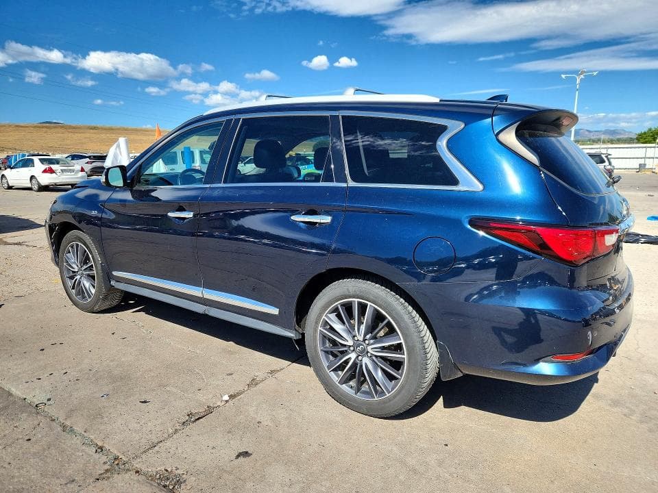 2017 INFINITI QX60 BASE 2