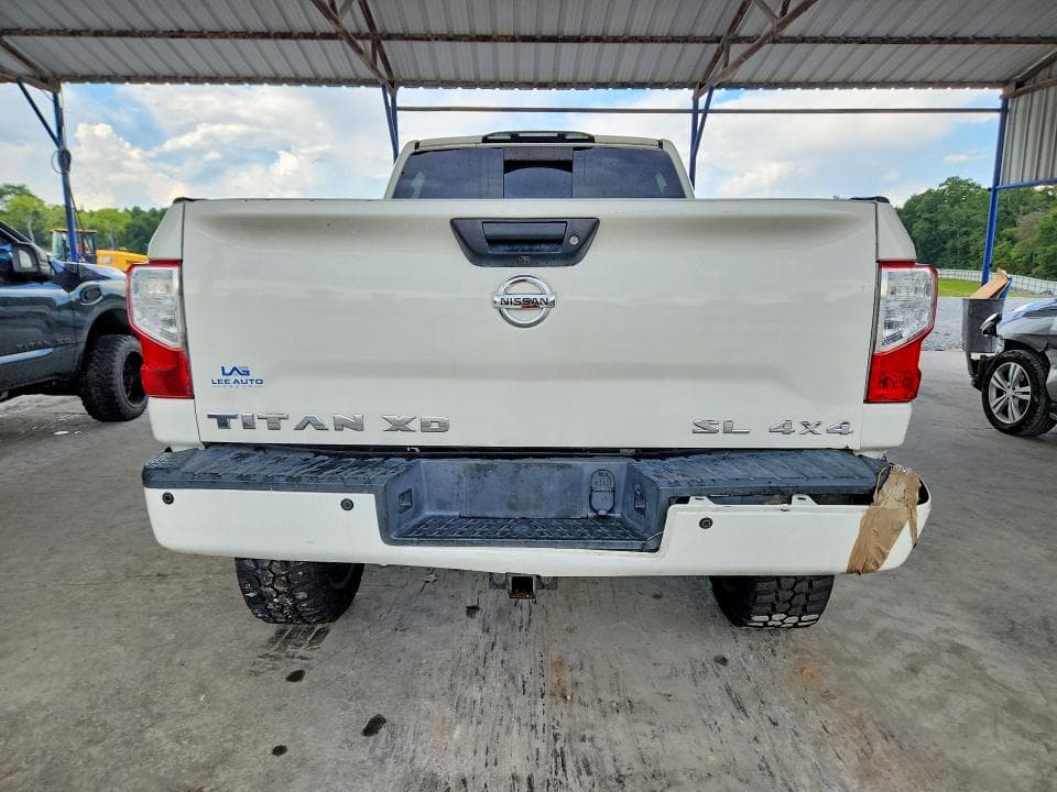 2018 NISSAN TITAN XD SL 6