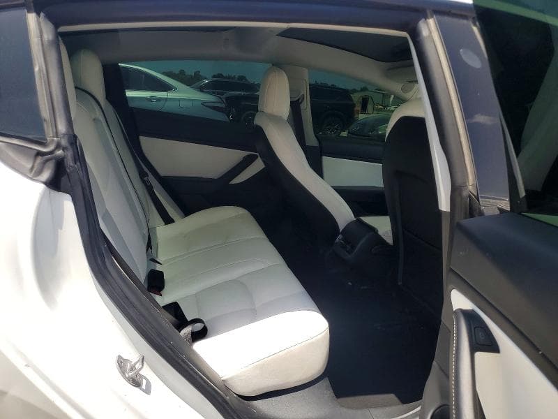 2021 TESLA MODEL 3 10