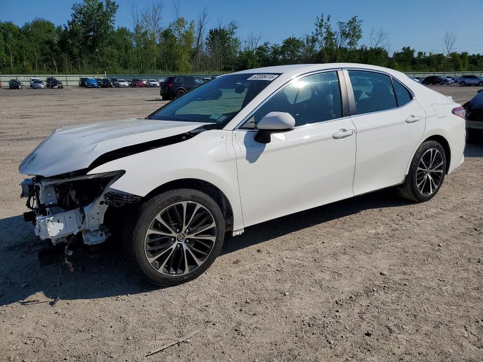 2018 TOYOTA CAMRY SE - 1