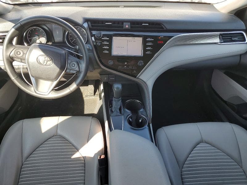 2018 TOYOTA CAMRY SE 8