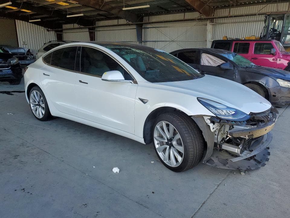 2019 TESLA MODEL 3 4