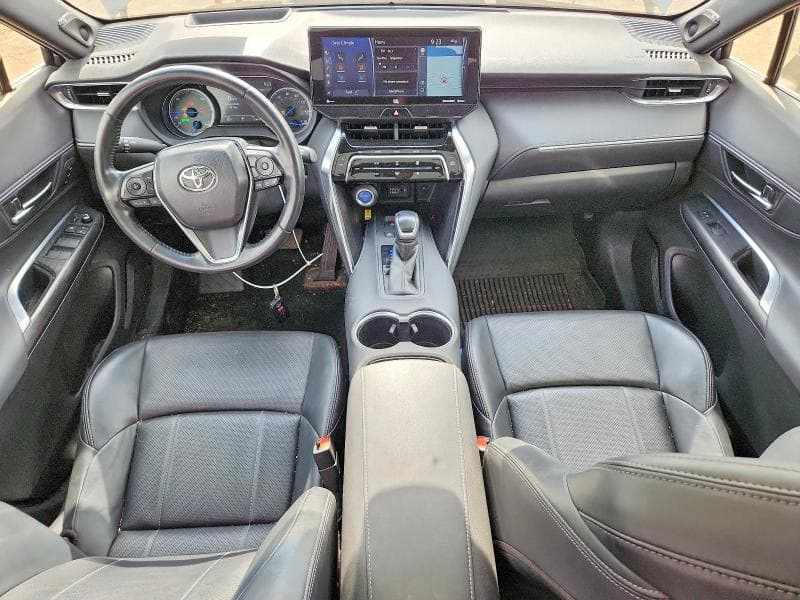 2021 TOYOTA VENZA LIMITED 8