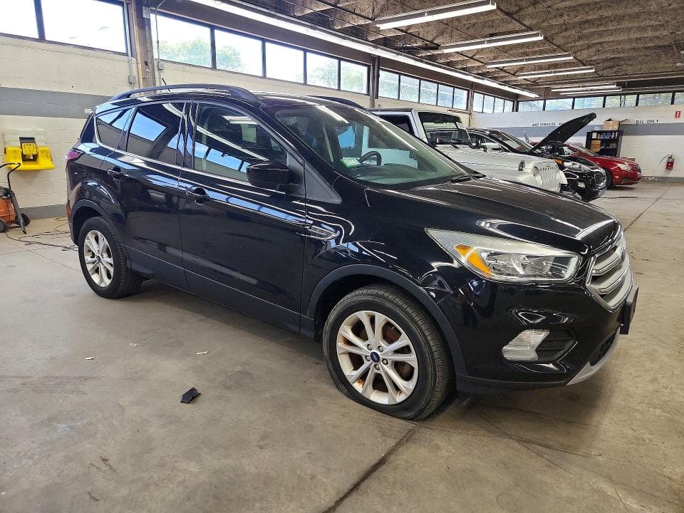 2018 FORD ESCAPE SE 4