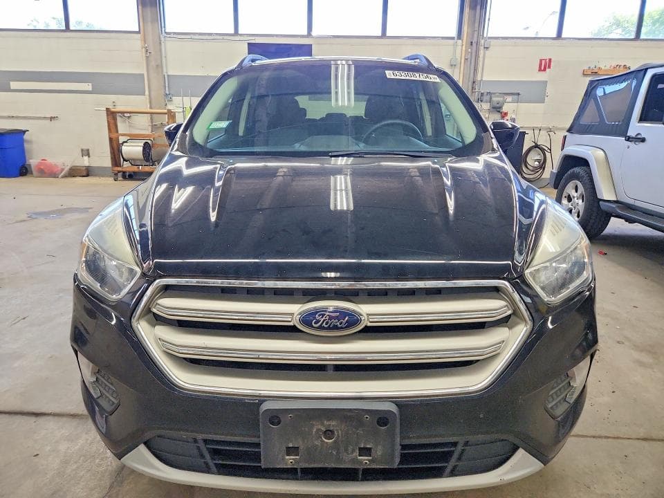 2018 FORD ESCAPE SE 5