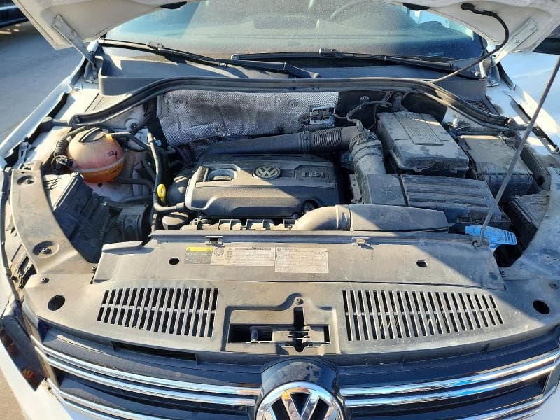 2017 VOLKSWAGEN TIGUAN SPORT 12