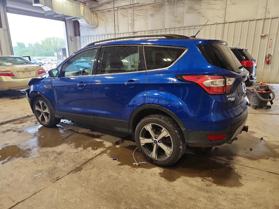 2017 FORD ESCAPE SE 2