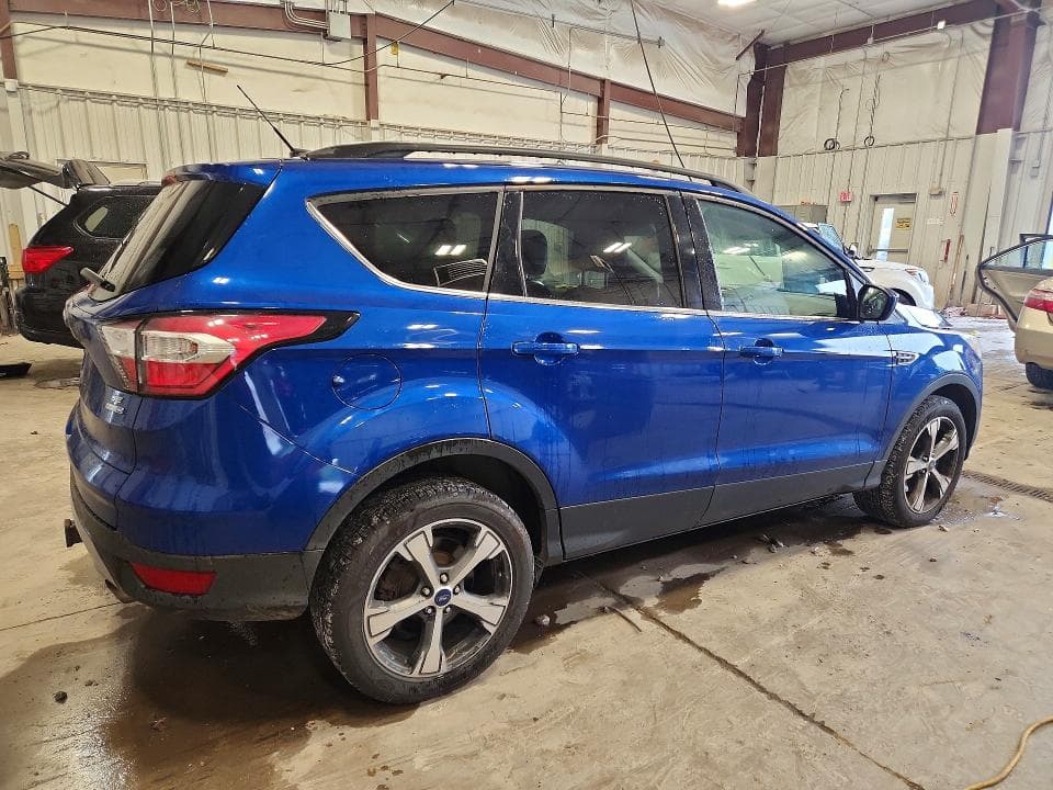 2017 FORD ESCAPE SE 3