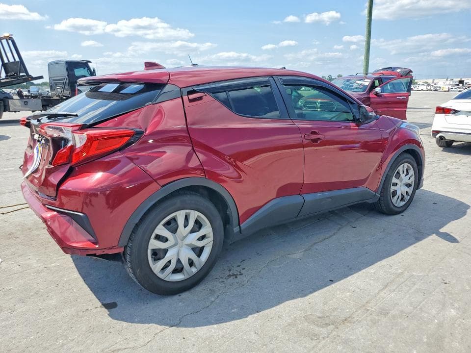 2019 TOYOTA C-HR LE 3