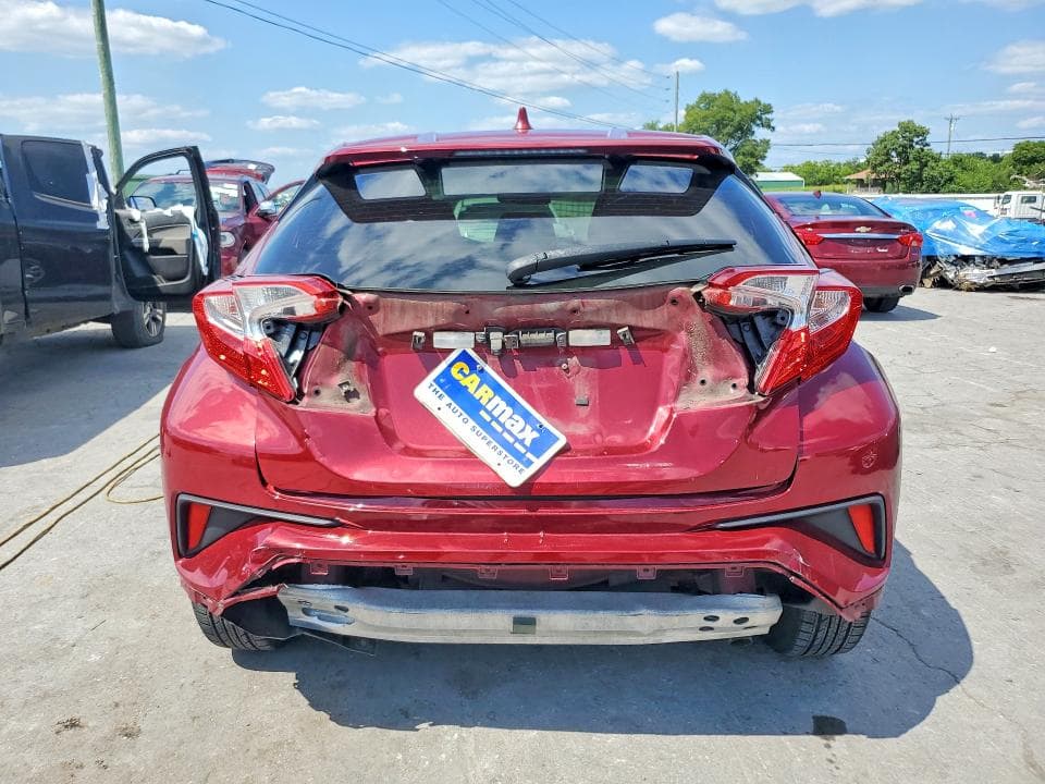 2019 TOYOTA C-HR LE 6