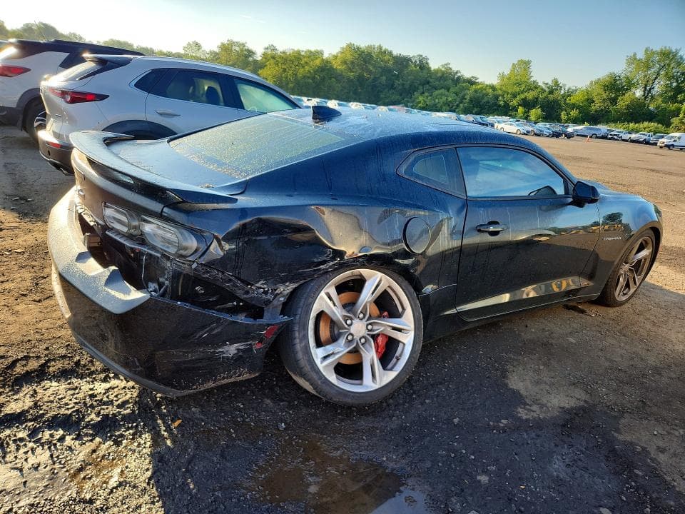 2022 CHEVROLET CAMARO LT1 3