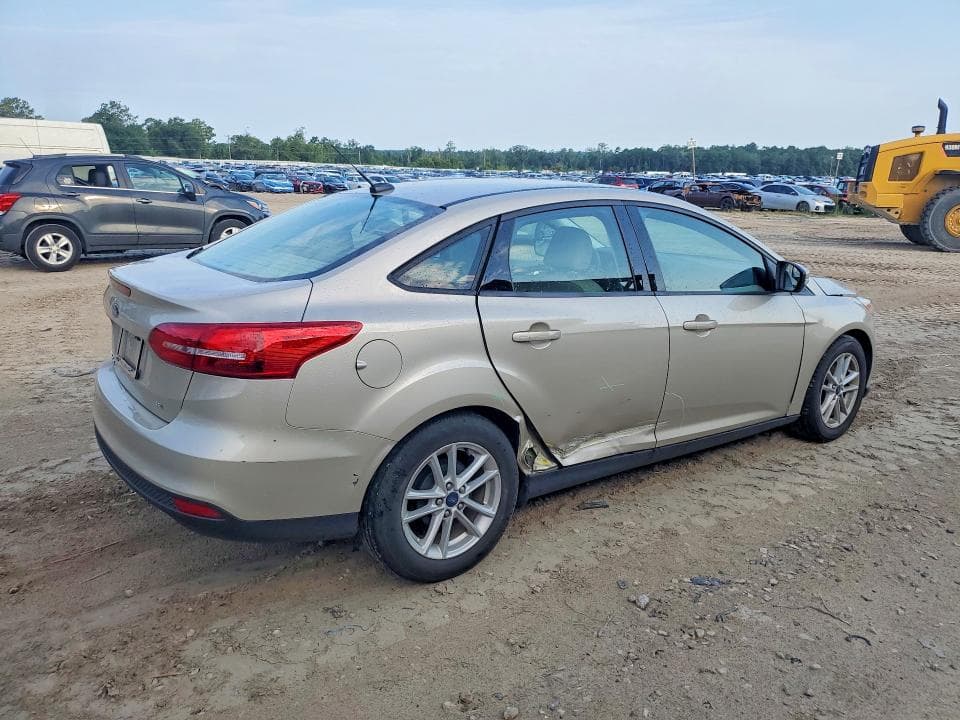 2017 FORD FOCUS SE 3