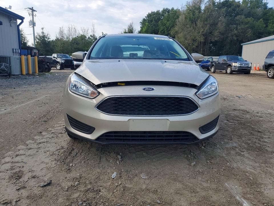 2017 FORD FOCUS SE 5