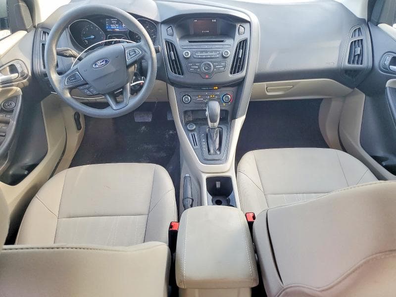 2017 FORD FOCUS SE 8