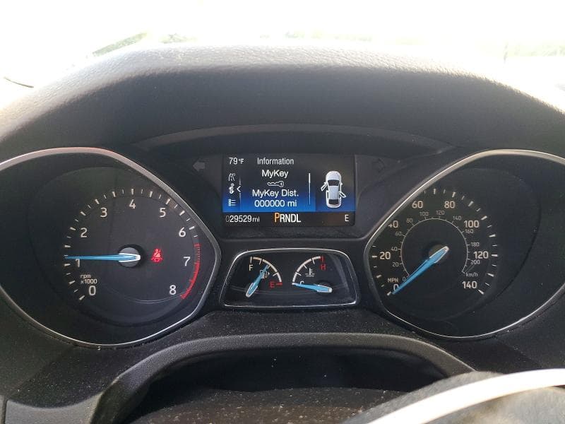 2017 FORD FOCUS SE 9