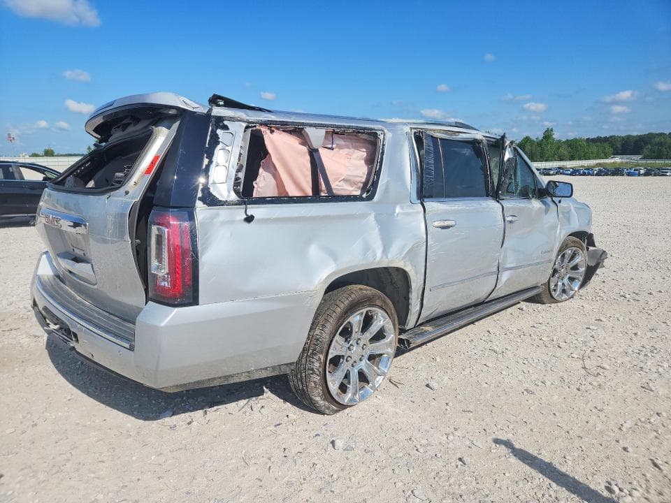 2018 GMC YUKON XL DENALI 3