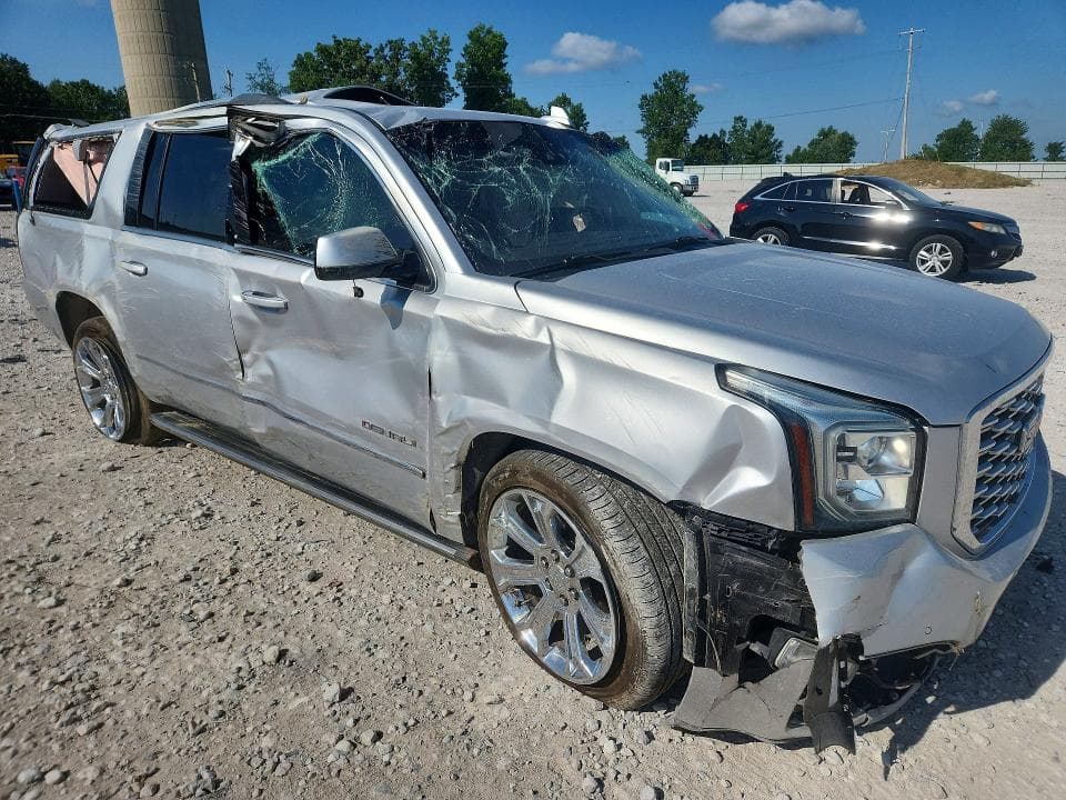 2018 GMC YUKON XL DENALI 4