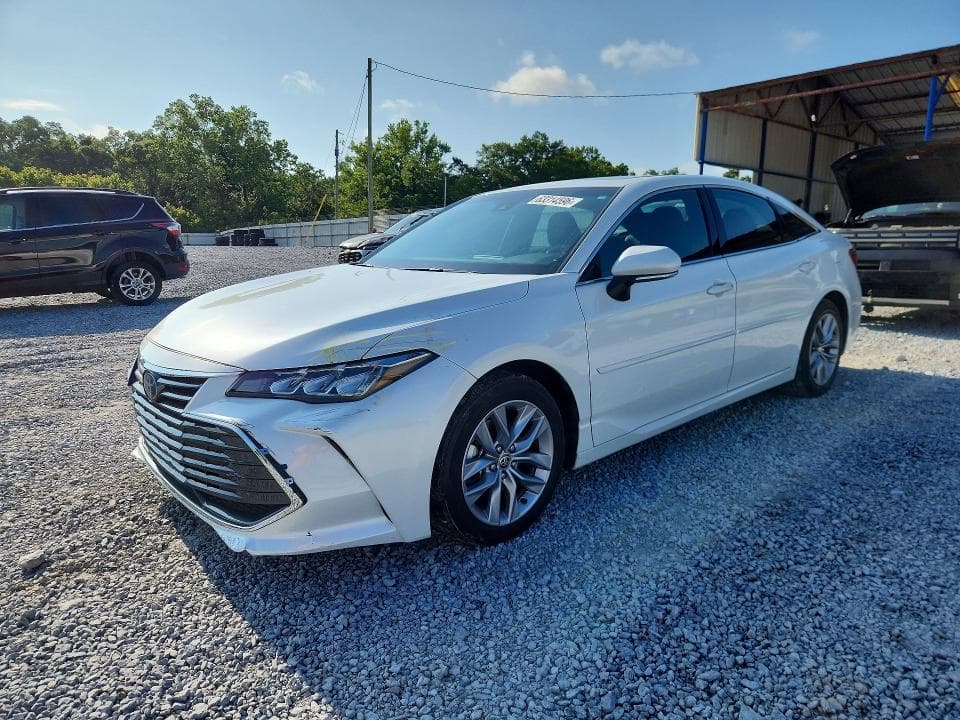 2022 TOYOTA AVALON XLE - 1