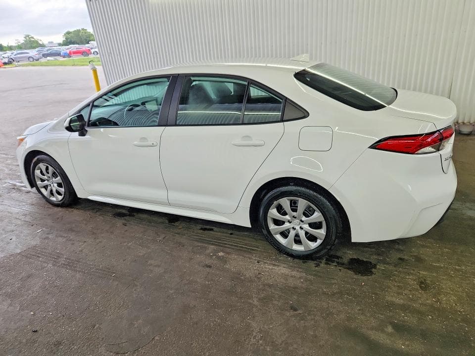 2026 TOYOTA COROLLA LE 2