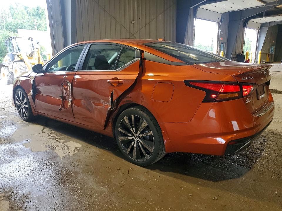2022 NISSAN ALTIMA SR 2