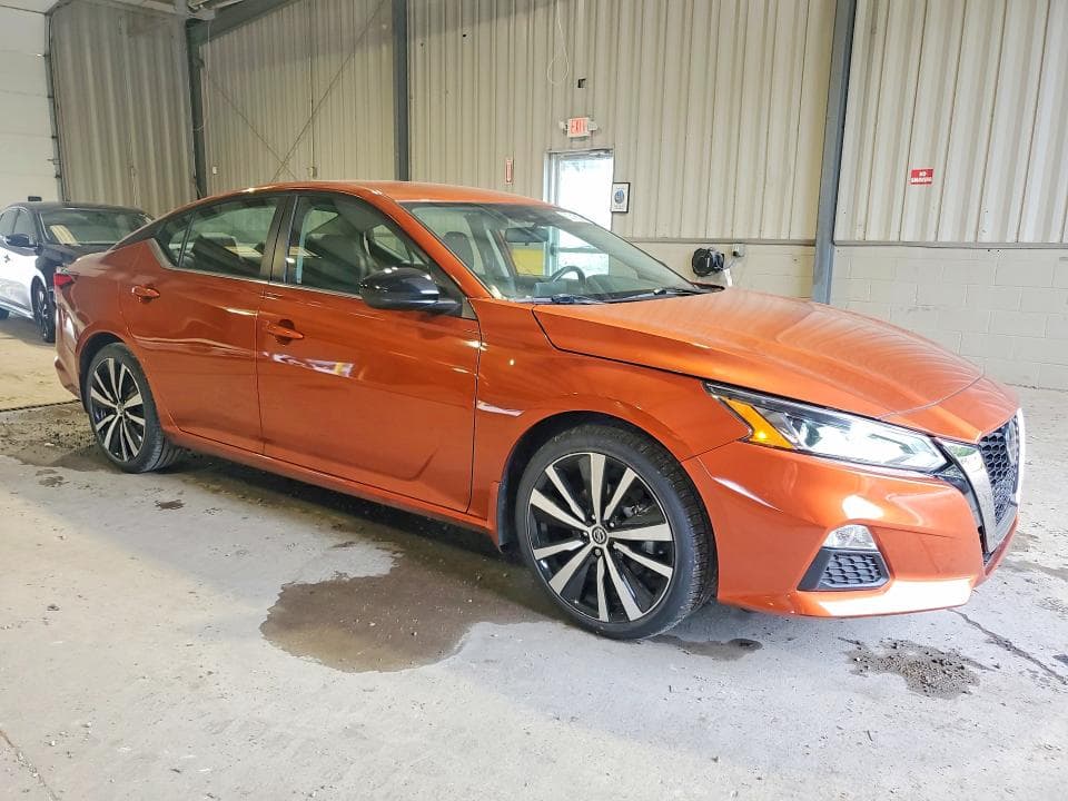 2022 NISSAN ALTIMA SR 4