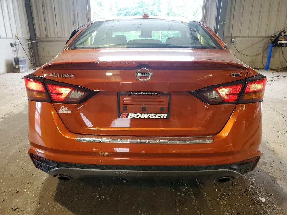2022 NISSAN ALTIMA SR 6