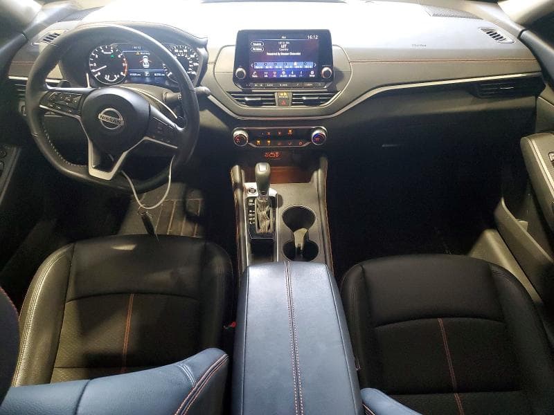 2022 NISSAN ALTIMA SR 8