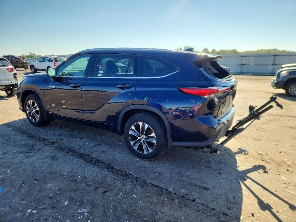 2020 TOYOTA HIGHLANDER HYBRID XLE 2