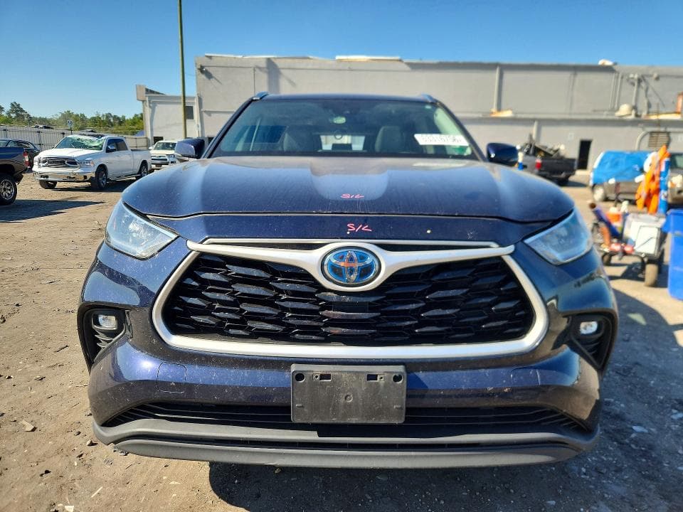 2020 TOYOTA HIGHLANDER HYBRID XLE 5
