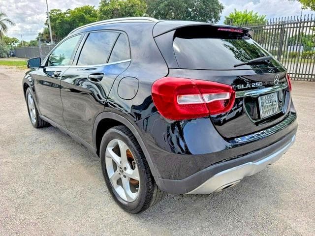 2018 MERCEDES-BENZ GLA 250 2