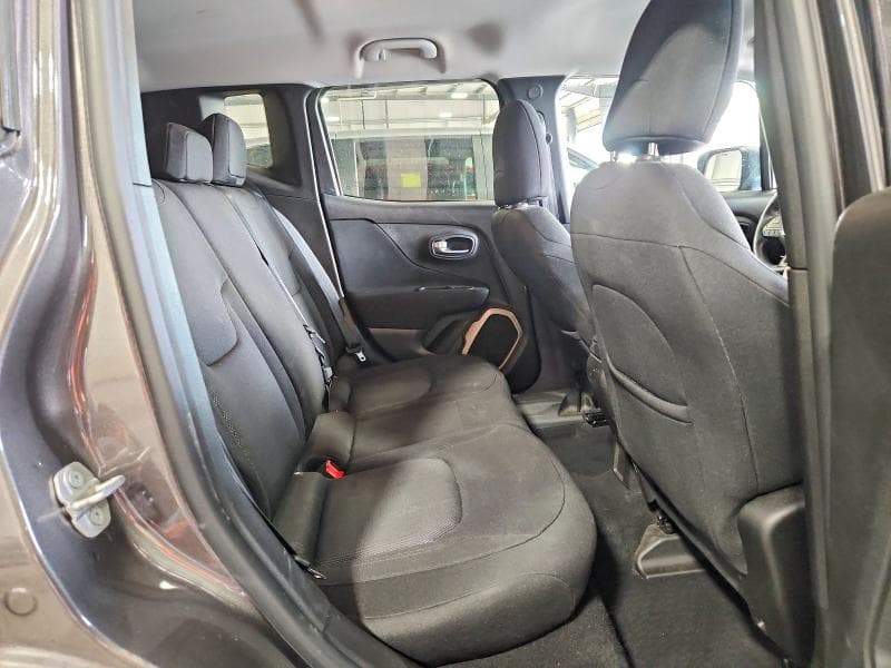 2017 JEEP RENEGADE LATITUDE 11