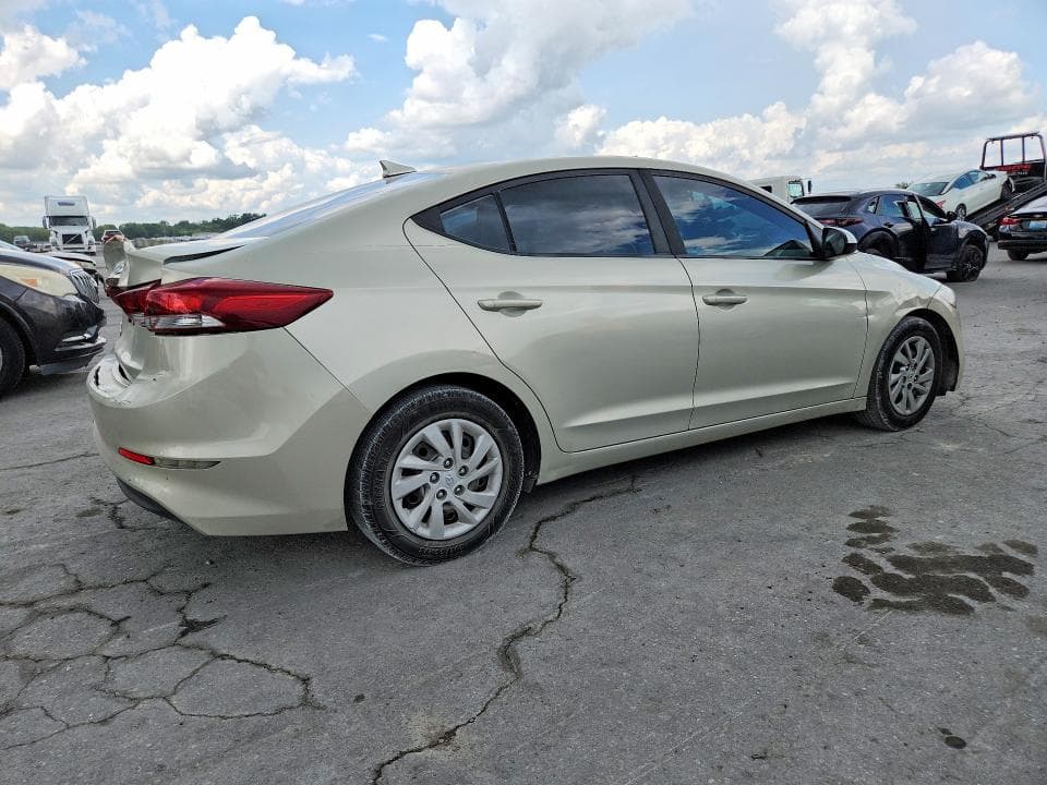 2017 HYUNDAI ELANTRA SE 3