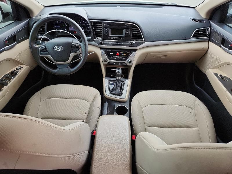 2017 HYUNDAI ELANTRA SE 8