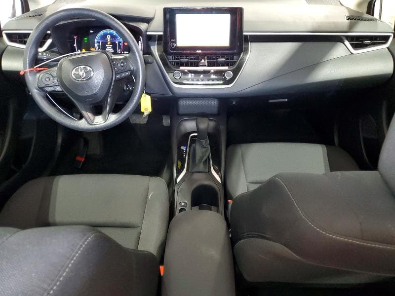 2026 TOYOTA COROLLA LE 8