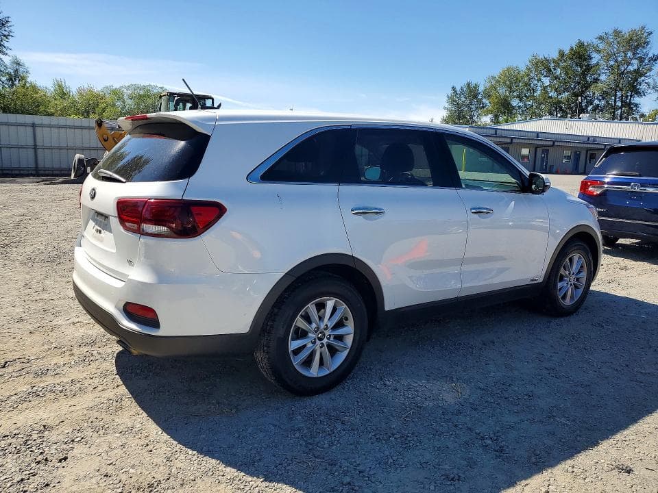 2019 KIA SORENTO LX V6 3