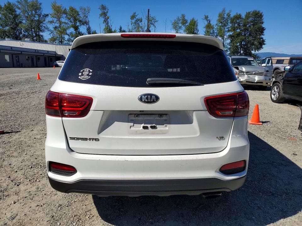 2019 KIA SORENTO LX V6 6