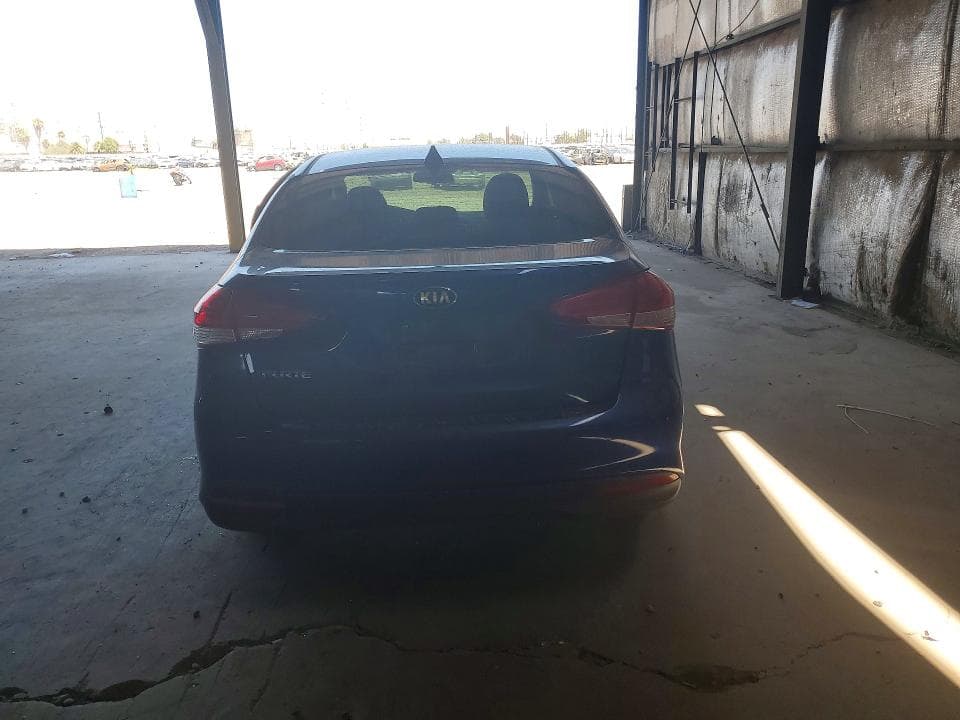 2018 KIA FORTE LX 6