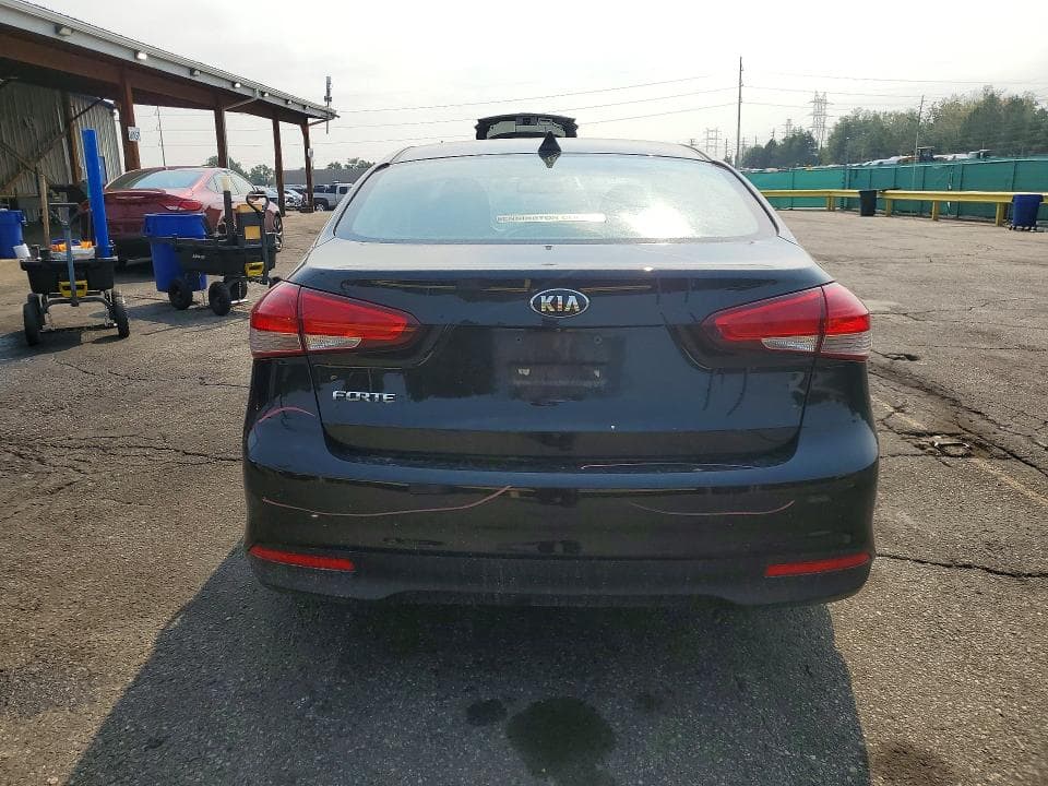 2018 KIA FORTE LX 6