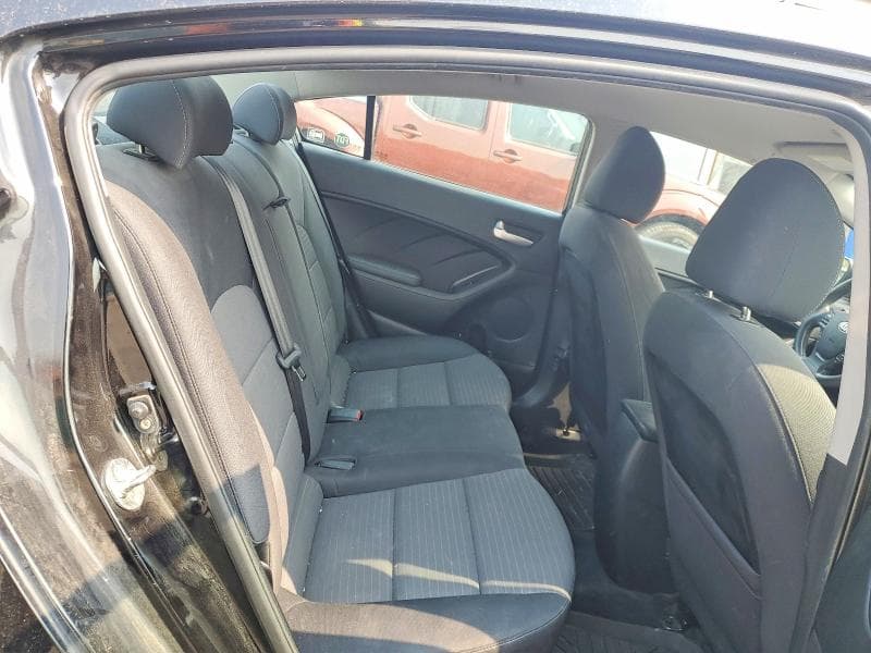 2018 KIA FORTE LX 10