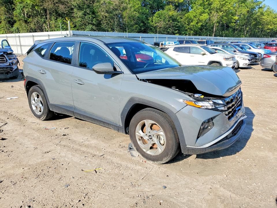 2024 HYUNDAI TUCSON SE 4