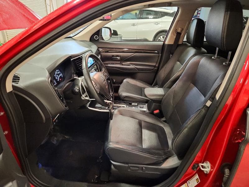 2018 MITSUBISHI OUTLANDER GT 7