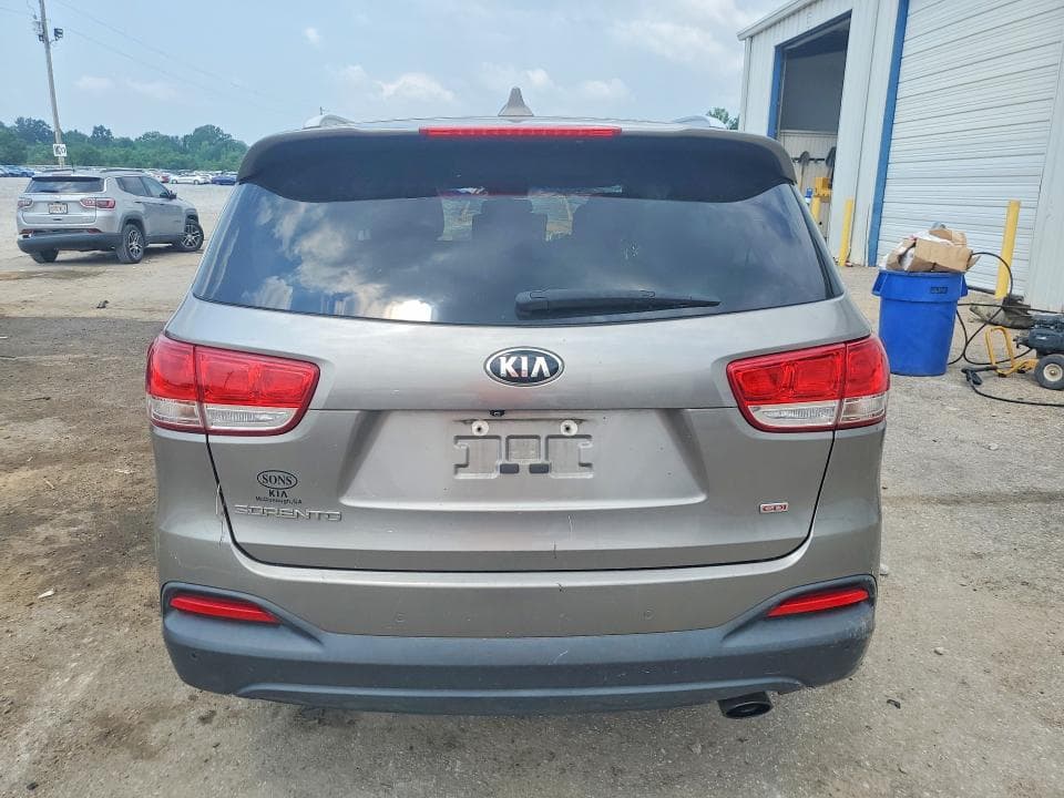 2017 KIA SORENTO LX 6
