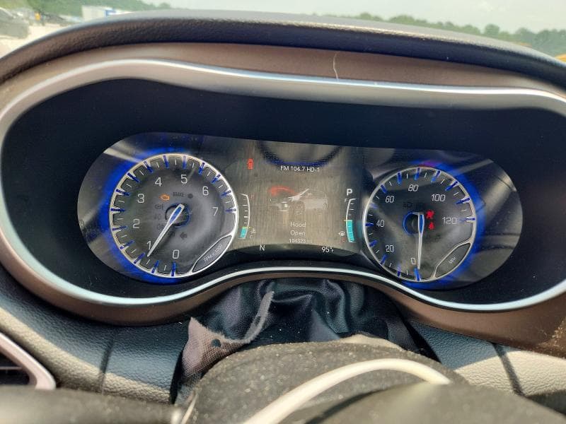 2017 CHRYSLER PACIFICA TOURING L PLUS 9