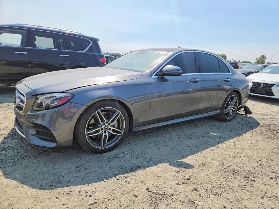 2018 MERCEDES-BENZ E 300 - 1