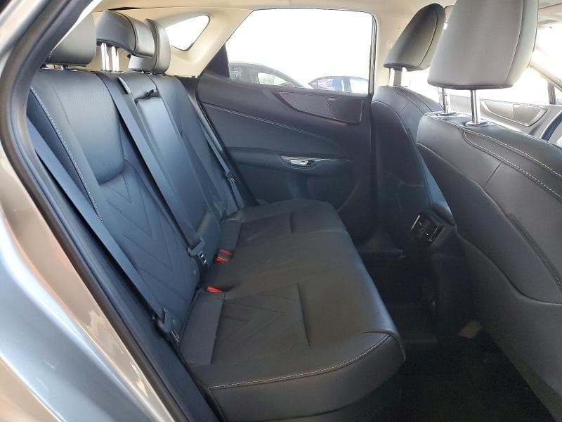 2026 LEXUS NX 450H+ LUXURY 10