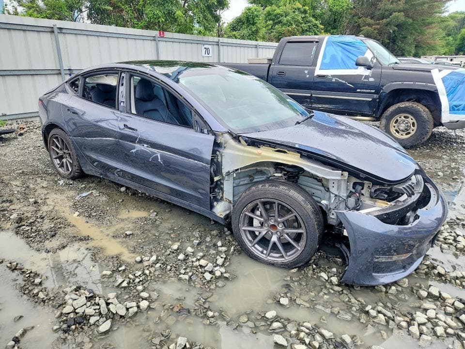 2023 TESLA MODEL 3 4