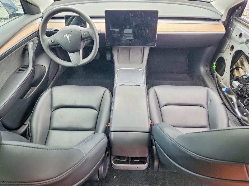 2023 TESLA MODEL 3 8