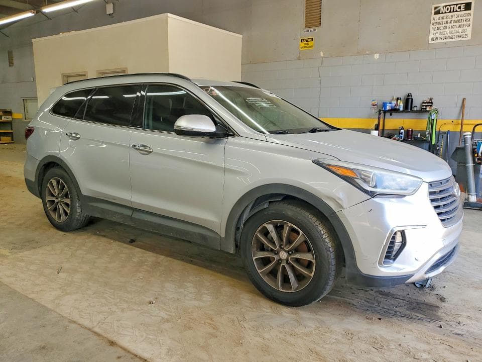 2019 HYUNDAI SANTA FE XL SE 4